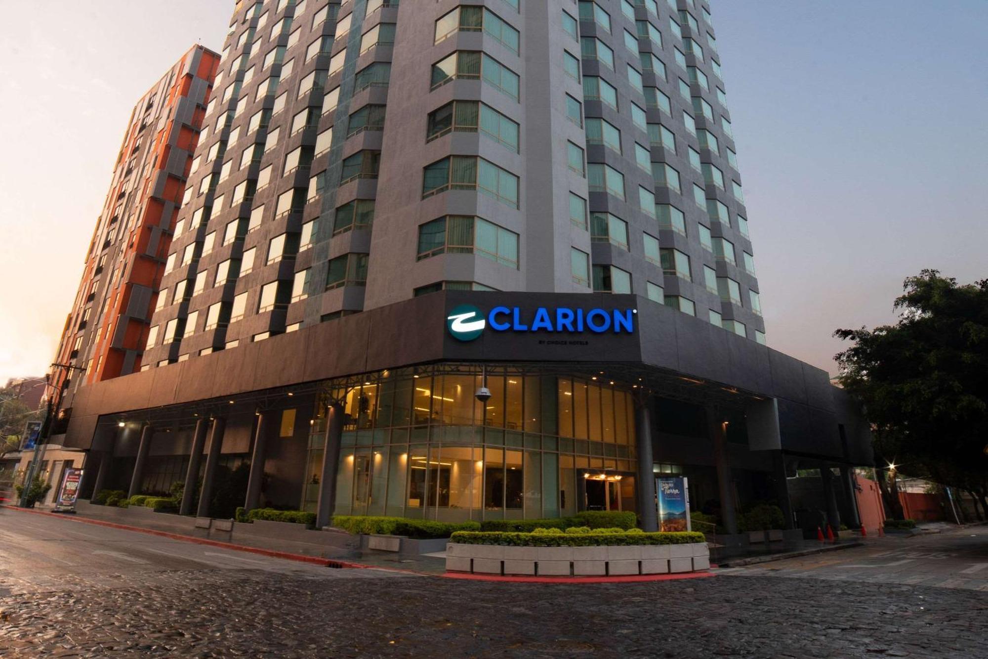 Hotel Clarion Suites Guatemala Exterior foto Clarion Hotel, Bogotá